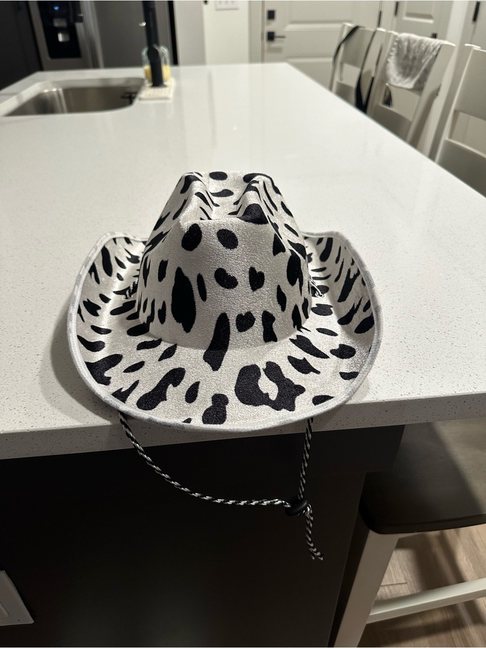 Cow Print Western Cowboy Hat - Black & White